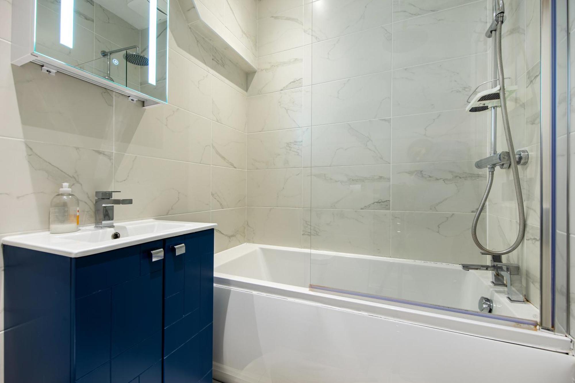 Cosy 1 Bed Apartment With Free Parking Close To Underground Station Zone 2 For Quick Access To Central London Up To 5 Guests Экстерьер фото